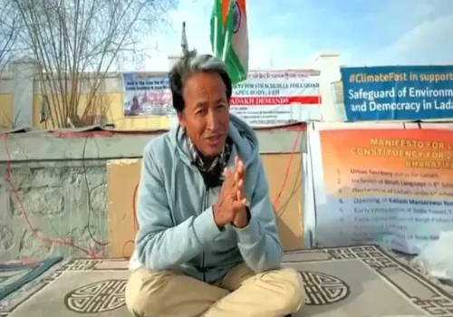 Who is Sonam Wangchuk | Inspiring Journey of Climate Activist | From Leh to Delhi on Foot